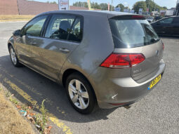 
										Volkswagen Golf 1.6 TDI BlueMotion Tech Match full									
