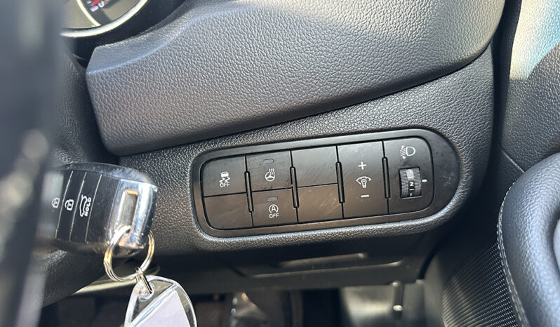 
								Kia Carens 1.7 CRDi 3 Euro 6 full									