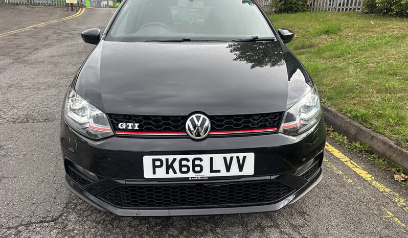 
								Volkswagen Polo 1.8 TSI BlueMotion Tech GTI full									