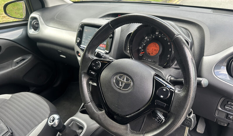 
								2019 Toyota AYGO 1.0 VVT-i x-play full									
