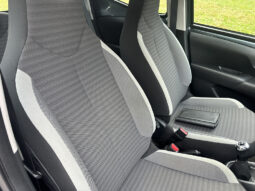 
										2019 Toyota AYGO 1.0 VVT-i x-play full									