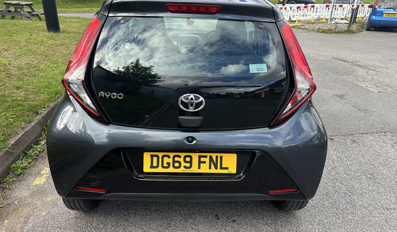 
								2019 Toyota AYGO 1.0 VVT-i x-play full									