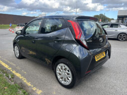 
										2019 Toyota AYGO 1.0 VVT-i x-play full									