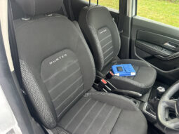 
										Dacia Duster 1.6 SCe Prestige full									