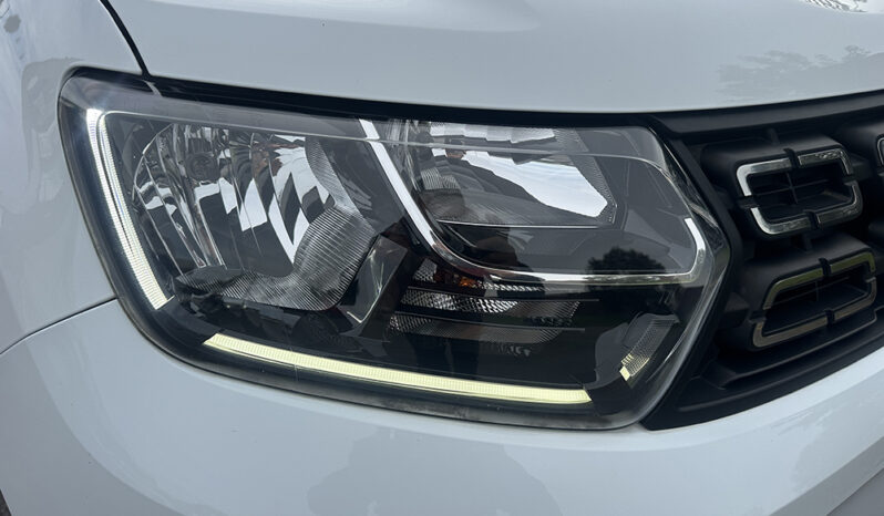 
								Dacia Duster 1.6 SCe Prestige full									